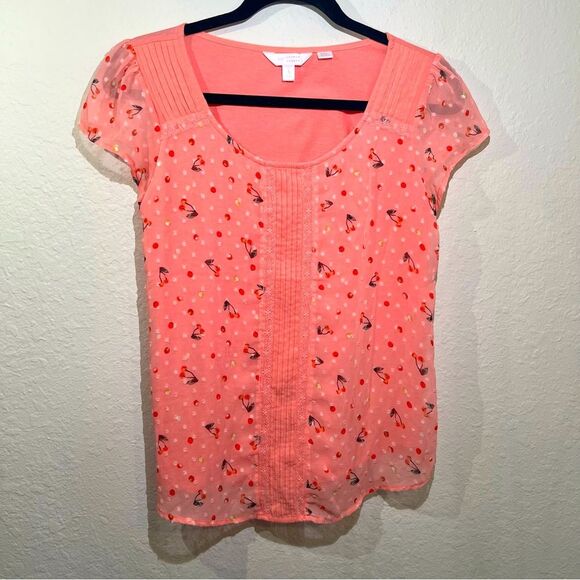 Lauren Conrad short sleeve top 🍒 cherries 🍒 excellent condition 🍒 size small - Picture 1 of 6